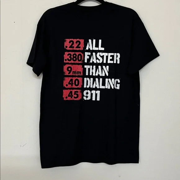 🌞 Gildan NWOT Black Shirt Sleeve Crew Neck Graphic T-Shirt with Front Pocket M - Picture 5 of 16